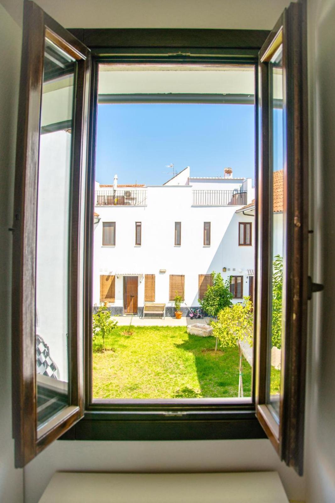 Los Patios De San Lorenzo Con Parking قرطبة المظهر الخارجي الصورة